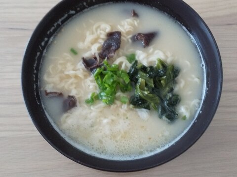 ほうれん草とキクラゲのラーメン♡